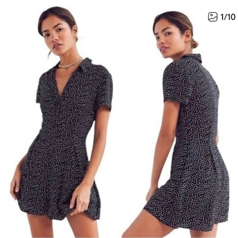 Urban Outfitters Bellina Polka Dot Button-Down Shirt Romper Size 4 Black & White